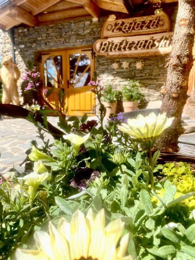 Zajazd Bialczanski Dom Wypoczynkowy Restauracja Bialka Tatrzanska Dış mekan fotoğraf
